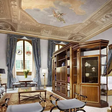 Palazzo Portinari Salviati Residenza D'epoca