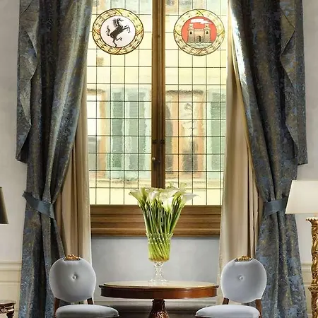 Palazzo Portinari Salviati Residenza D'epoca Hotel Firenze